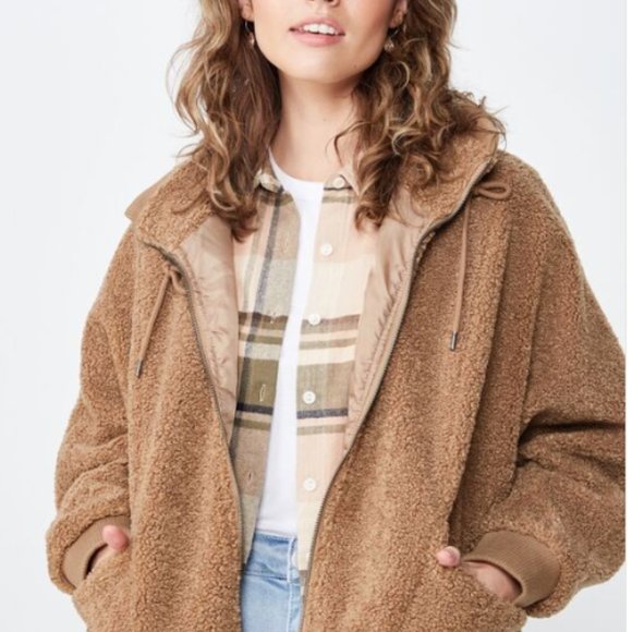 Teddy Bear Jacket Runs Big Size Medium - Picture 2 of 3